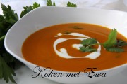 Rode linzensoep